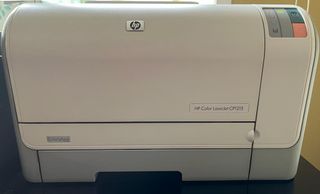 Impresora HP color laserjet CP1215 de segunda mano por 69 EUR en Madrid en  WALLAPOP
