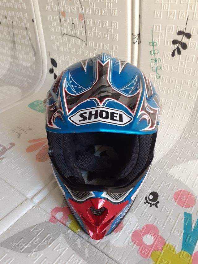 Casco shoei cross