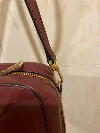 Bolso piel Bimba y Lola granate de segunda mano por 55 EUR en Ponferrada en  WALLAPOP
