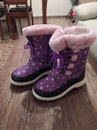 Botas nieve niña de segunda mano por 15 EUR en Valencia en WALLAPOP