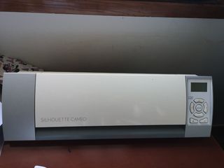 Silhouette Cameo Ploter de corte de segunda mano por 150 EUR en Lugo en  WALLAPOP
