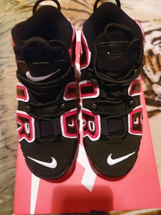 Nike Uptempo 96, talla 36 de segunda mano por 40 EUR en Madrid en WALLAPOP