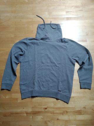 Sudadera hombre Springfield de segunda mano por 5 EUR en Colmenar Viejo en  WALLAPOP