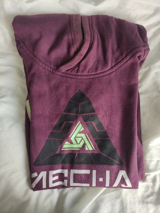 Esta es la sudadera rosa de Zara que se ha agotado en tiempo récord en la  página web (y no es de rebajas)