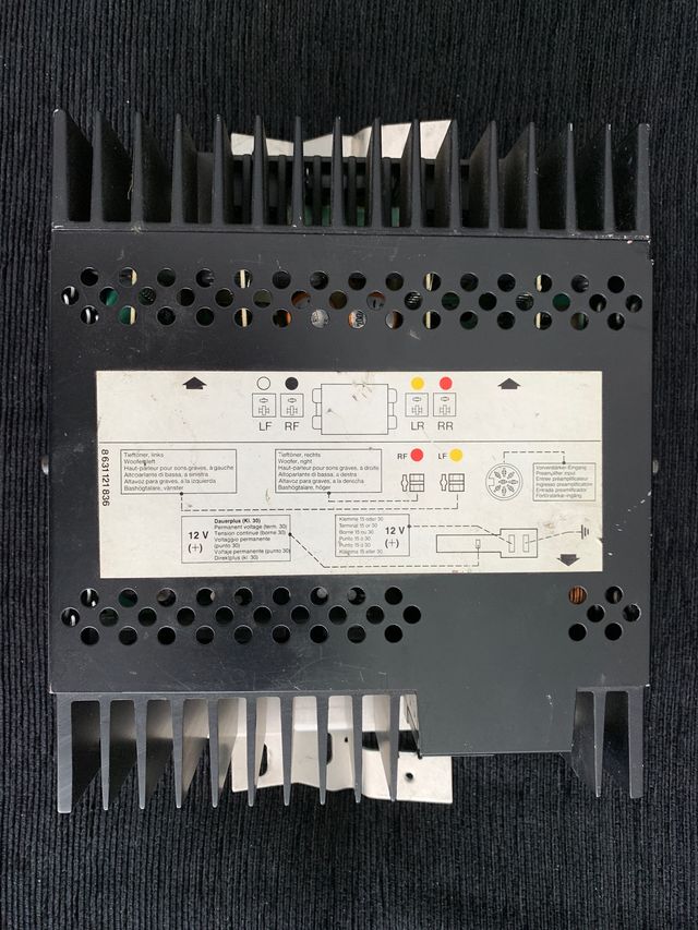 Amplificador Porsche Blaupunkt (ref. 92864543500)