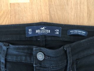 Pantalon Hollister Mujer de segunda mano por 10 EUR en Las Rozas de Madrid  en WALLAPOP