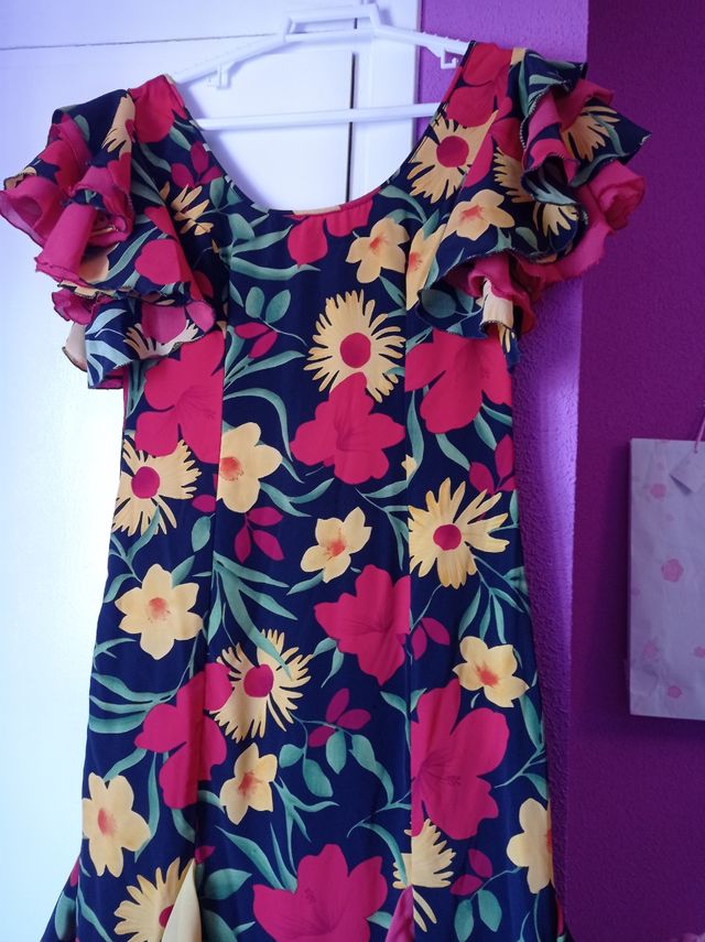 Vestidos de Flamenca Adulto y niña .