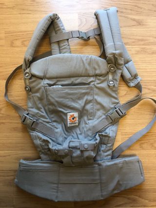 Mochila portabebé Ergobaby original marino ballenas - A pasear, Portabebés,  Mochilas portabebés - e-bebe.es