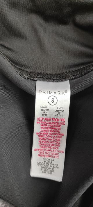 Leggings efecto cuero Primark de segunda mano por 4 EUR en Albacete en  WALLAPOP