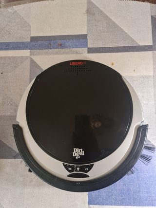 Robot Aspirador Libero 2.0 todo accesorios de segunda mano por 35 EUR en  Zaragoza en WALLAPOP