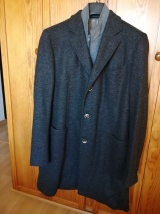 Abrigo Emidio Tucci, de El corte inglés de segunda mano por 45 EUR en  Alcorcón en WALLAPOP