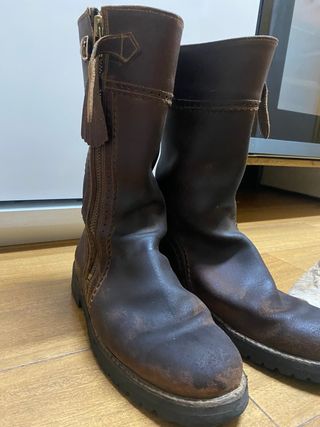 Botos camperos Valverde del camino talla 42 de segunda mano por 50 EUR en  Madrid en WALLAPOP