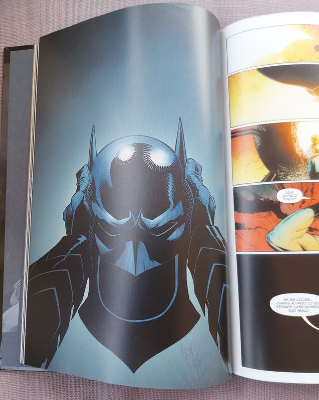 Batman año cero comic. Tapa dura en Castellano.