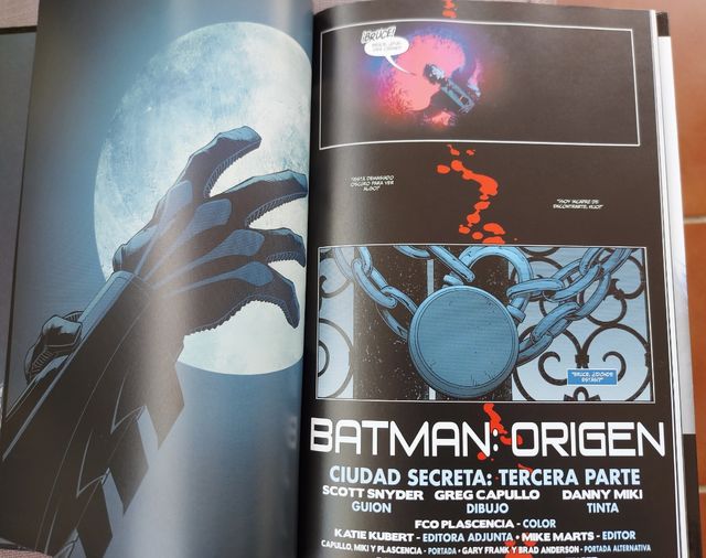 Batman año cero comic. Tapa dura en Castellano.