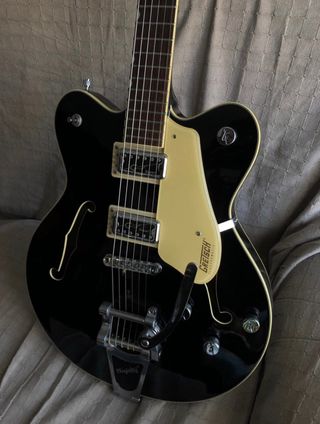 Guitarra Gretsch g5622t de segunda mano por 525 EUR en Cornellà de  Llobregat en WALLAPOP