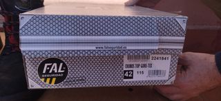 Calzado de seguirada FAL CRONOS TOP- GORE-TEX de segunda mano por 45 EUR en  Puerto de Sagunto en WALLAPOP