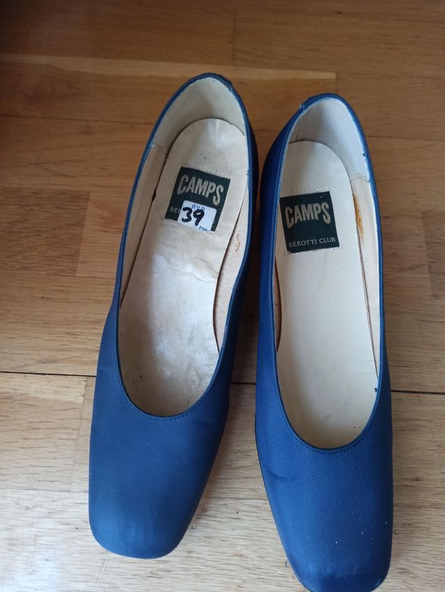 Bolso zapato de raso azul noche.T/39