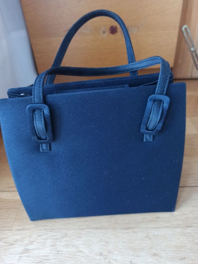 Bolso zapato de raso azul noche.T/39