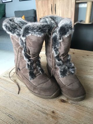 Descanso botas nieve frío de segunda mano por 60 EUR en El Masnou en  WALLAPOP
