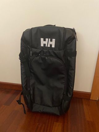 Maleta Helly Hansen 90l, perf estado, muy poco uso de segunda mano por 80  EUR en Palamós en WALLAPOP