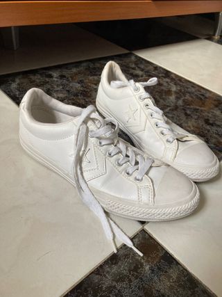 Converse all star Blancas bajas. Talla 39 de segunda mano por 25 EUR en  Madrid en WALLAPOP