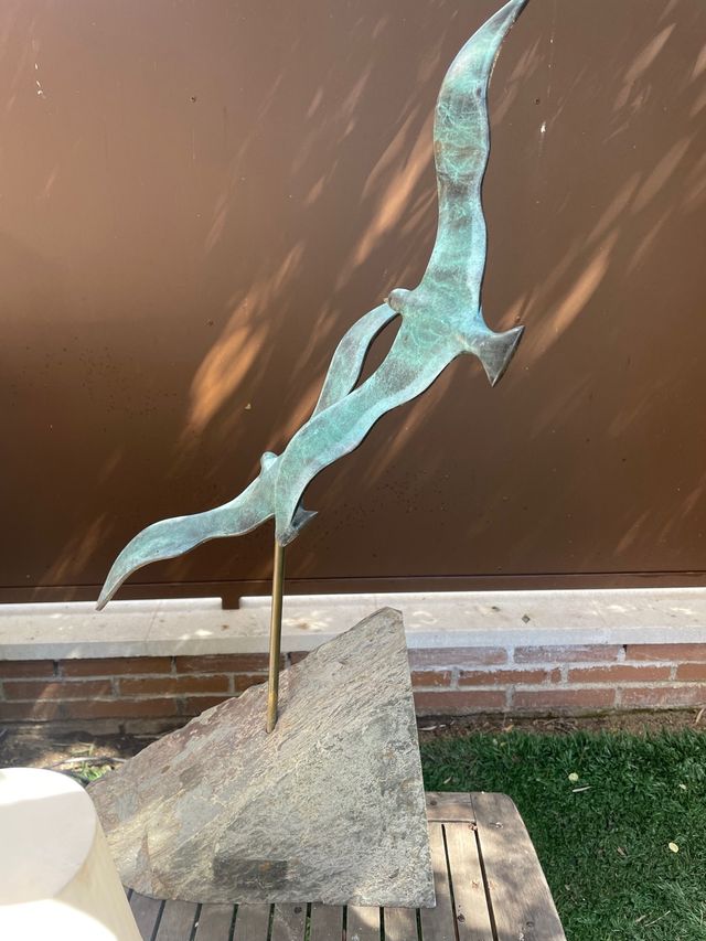 Figura de bronce, antigüedad