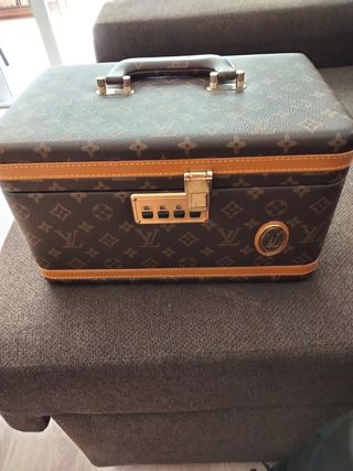 neceser louis vuitton hombre replica