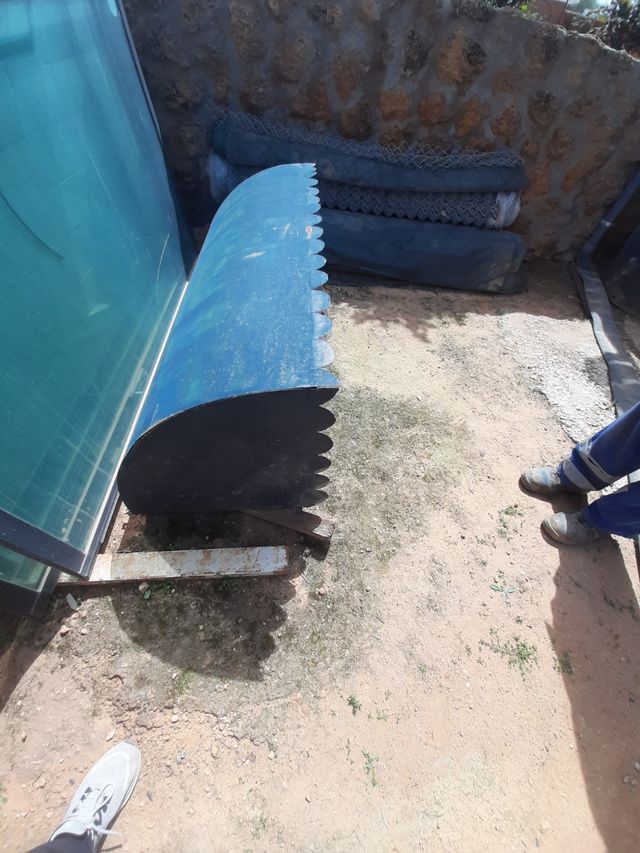 marquesina de chapa antigua