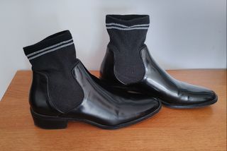 Botin plano calcetin ZARA talla 39 Nuevo de segunda mano por 20 EUR en  Finca El Jardinito en WALLAPOP