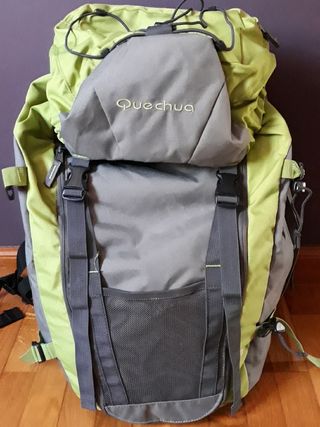 Mochila montaña, senderismo de segunda mano por 40 EUR en Varea en WALLAPOP