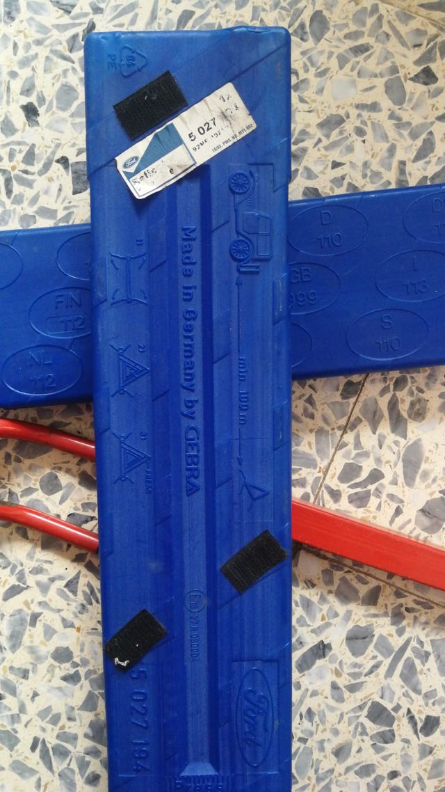 Dos triángulos y antirrobo