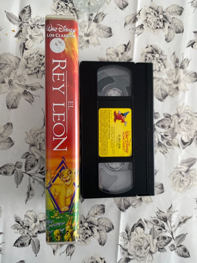 EL REY LEON VHS con sus flayes originales.oferton