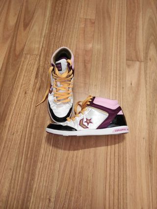 Converse Weapon mujer de segunda mano por 25 EUR en Ribadeo en WALLAPOP