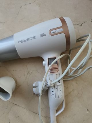 SECADOR PELO ROWENTA IONIC de segunda mano por 26 EUR en Alicante en  WALLAPOP
