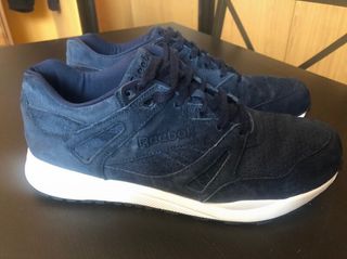 Zapatilla reebok hexalite nobuk de segunda mano por 20 EUR en Móstoles en  WALLAPOP