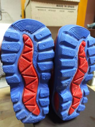 Botas de agua con pelo por dentro de segunda mano por 5 EUR en Alguazas en  WALLAPOP