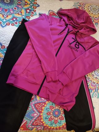 Chandal Sprinter de segunda mano por 10 EUR en Almería en WALLAPOP