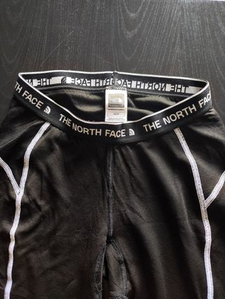 Mallas térmicas The North Face de segunda mano por 15 EUR en Barcelona en  WALLAPOP