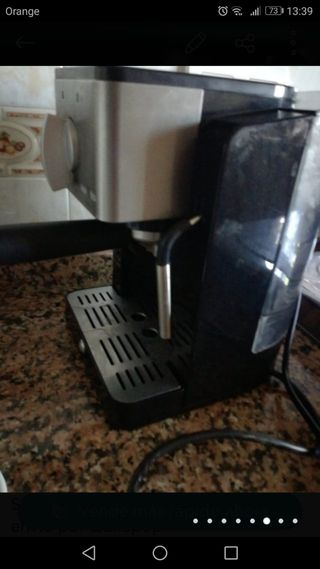 Cafetera Solac squissita 19 bares café Nespresso de segunda mano por 65 EUR  en Cabra en WALLAPOP