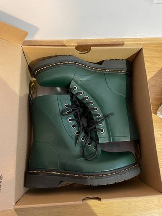 Botas Dr Martens - talla 39 de segunda mano por 90 EUR en Madrid en WALLAPOP