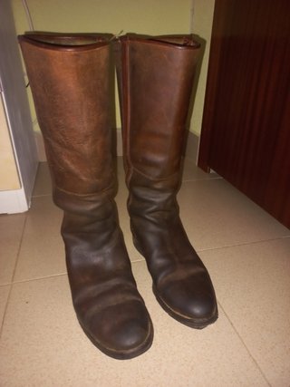 Botas Camperas de segunda mano por 15 EUR en Illescas en WALLAPOP