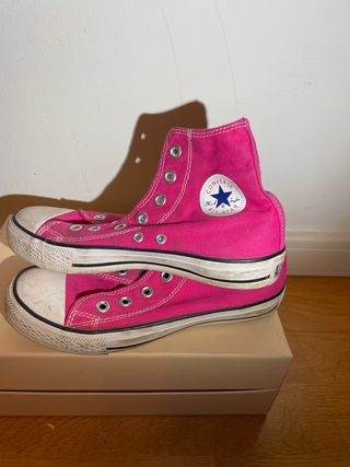 Converse altas botas rosas de segunda mano por 30 EUR en Madrid en WALLAPOP