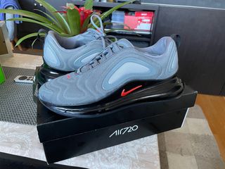 Zapatillas Nike Air Max 720 grises con Naranja de segunda mano por 70 EUR  en Madrid en WALLAPOP