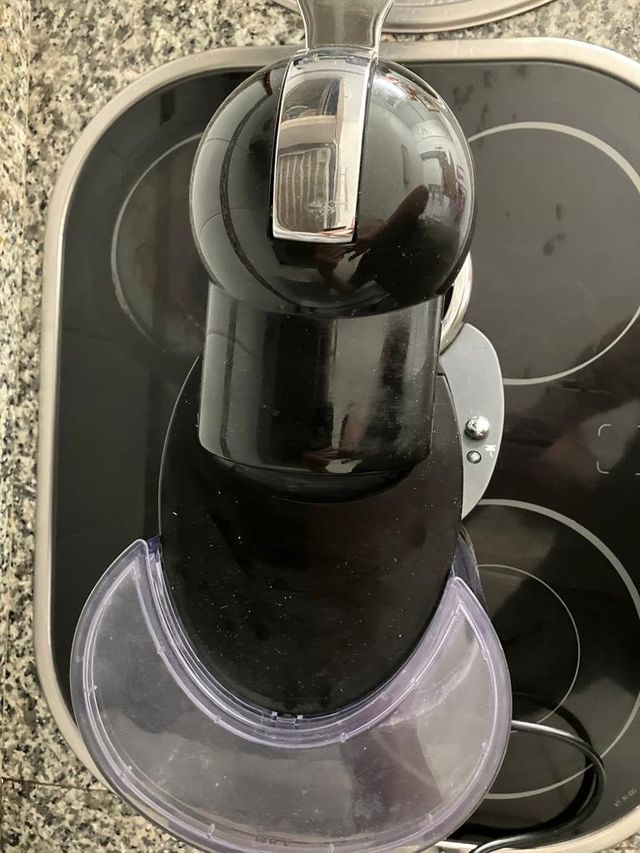 Cafetera Cápsulas Delta