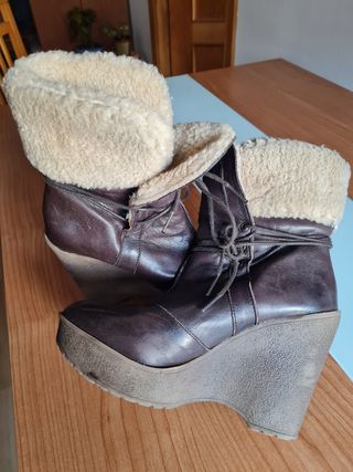 Botas y botines con cuña para mujer | FASHIOLA.es