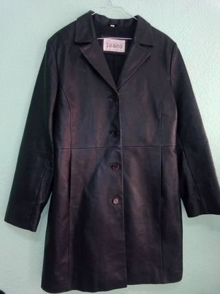Abrigo de cuero de segunda mano por 25 EUR en San Bizenti-Barakaldo en  WALLAPOP