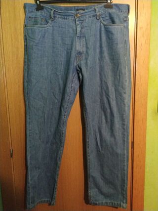 Vaquero hombre marca Dustin talla 54 de segunda mano por 15 EUR en Zaragoza  en WALLAPOP