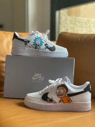 Zapatillas personalizadas Nike Air Force 1 de segunda mano por 180 EUR en  Los Cuarteros en WALLAPOP