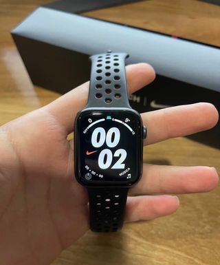 Apple Watch 5 de segunda mano por 235 EUR en Vélez-Málaga en WALLAPOP