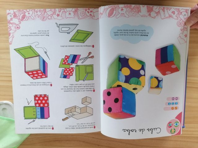 El llibre dels. jocs de 0-3 anys